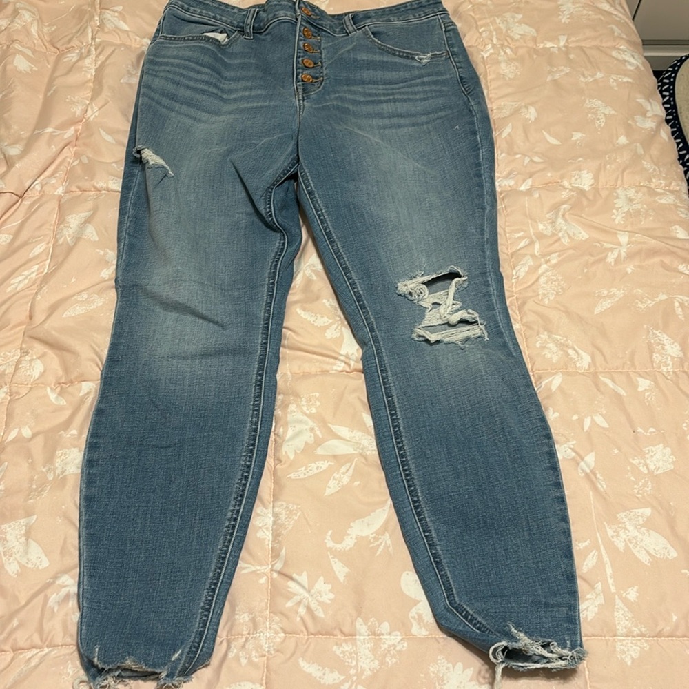 Maurices High Rise Button Fly Skinny Jeans Size Large Regular length